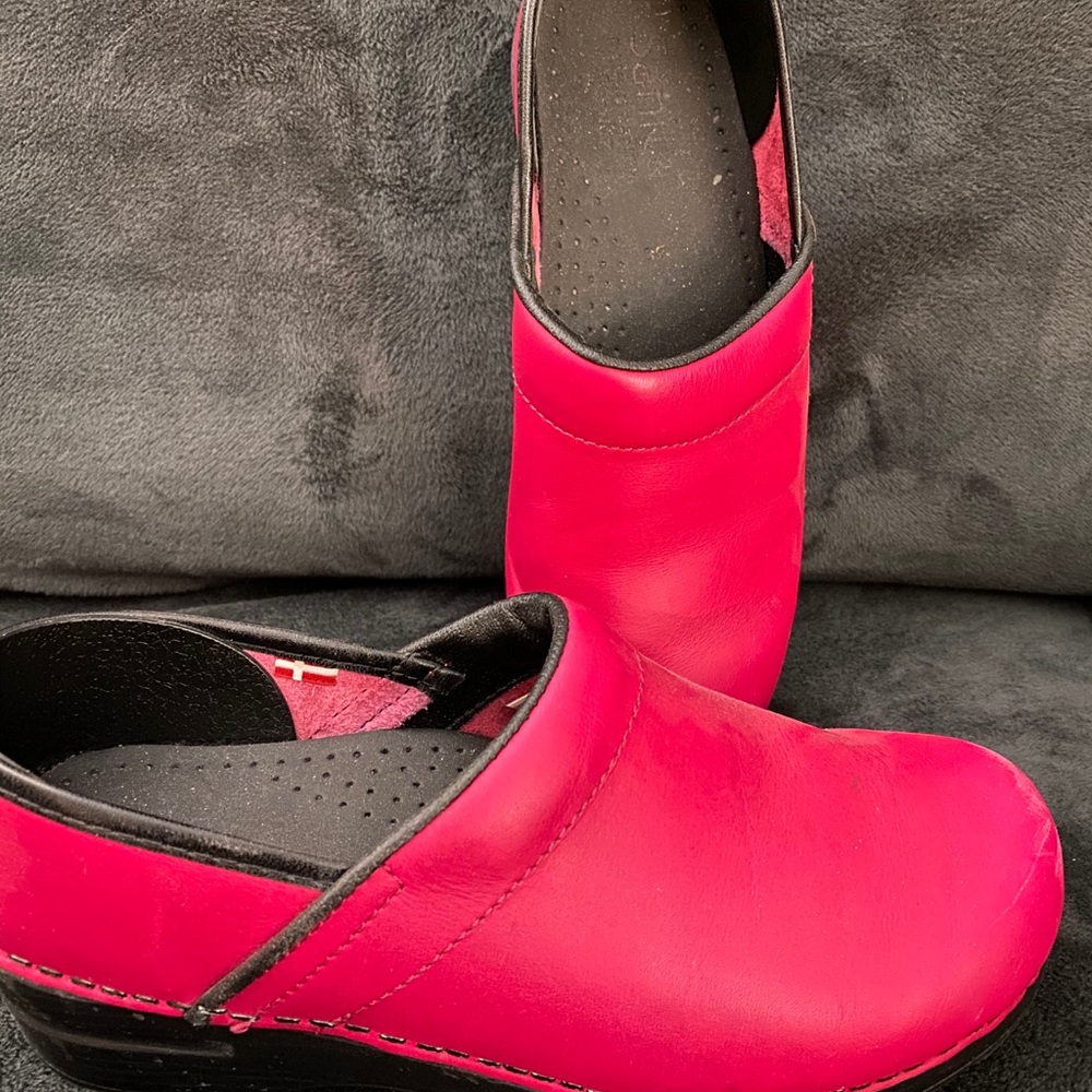 Clogs
